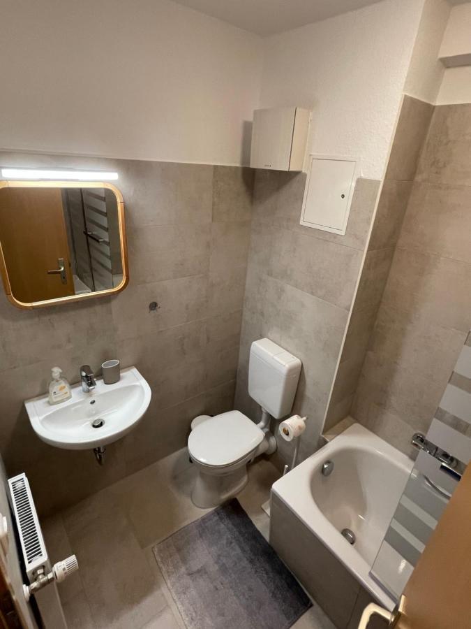 Ruhige Ferienwohnung Rostock Exterior foto